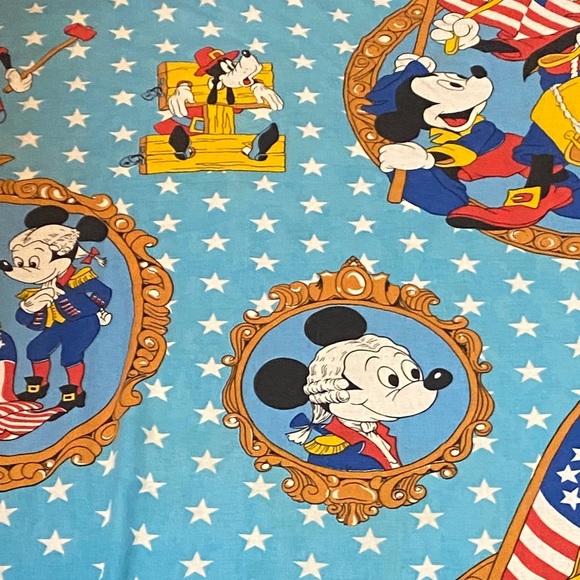 Vintage 1976 Wamsutta Bicentennial Mickey Mouse Bed Spread - Picture 5 of 12